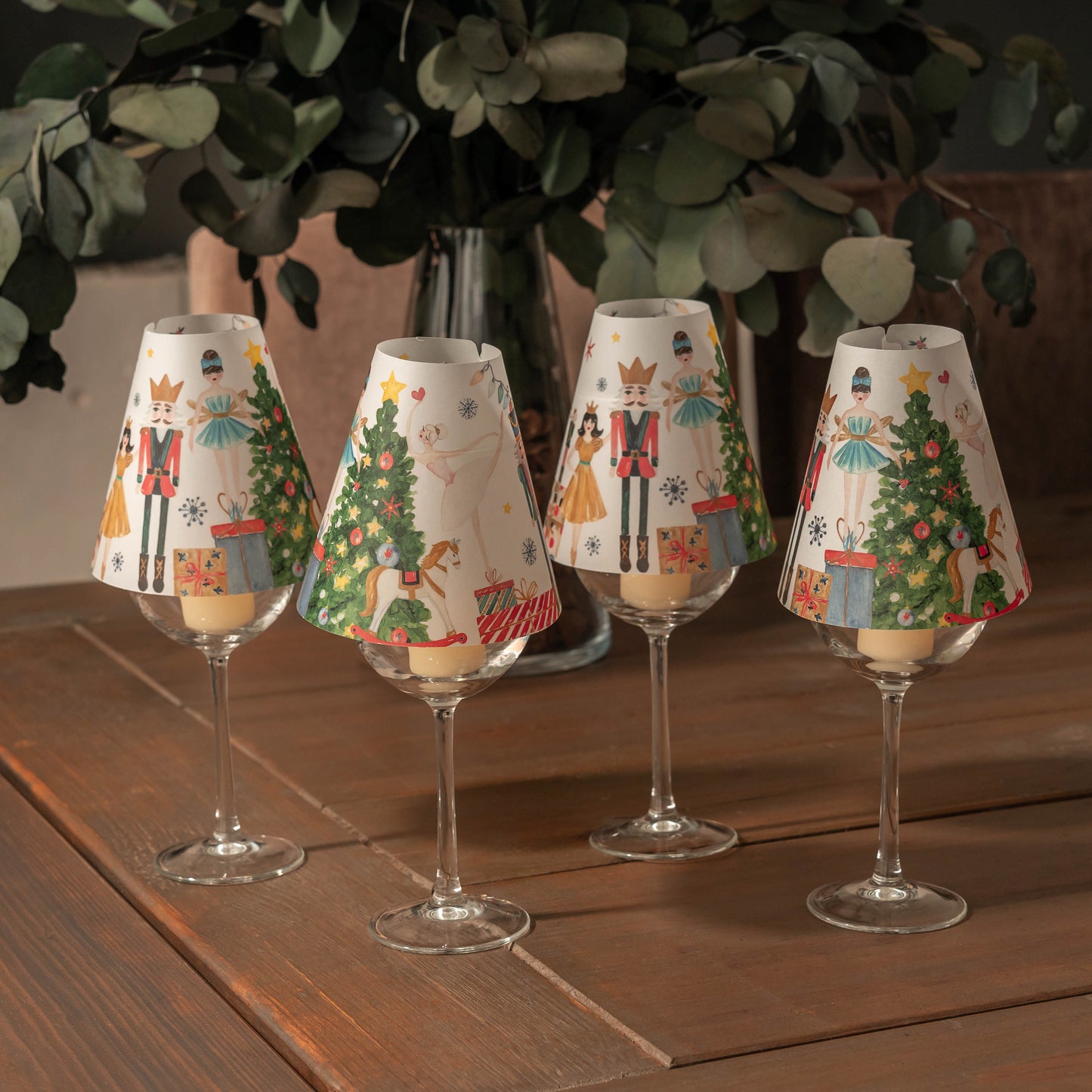 Pantallas para Copas Cascanueces